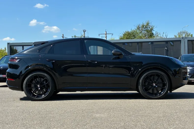 Porsche Cayenne Coupe din 2025 cu 24.212 km - oferta POR251125 - foto 4