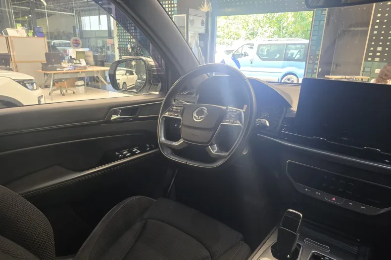 KGM Rexton din 2023 cu 36.500 km - oferta KGM251133 - foto 15