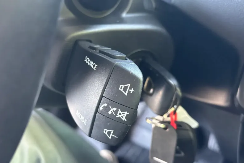 Dacia Duster din 2022 cu 137.696 km - oferta DAC251135 - foto 24