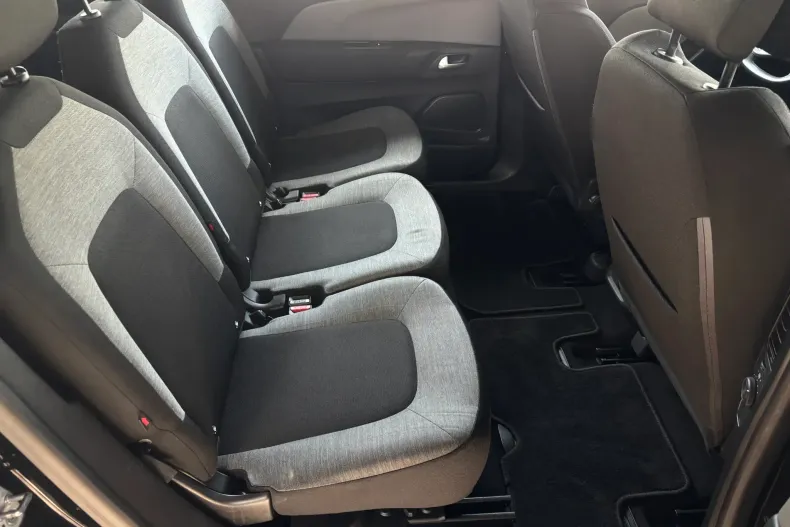 Citroën C4 Grand Space Tourer din 2021 cu 149.195 km - oferta CIT251137 - foto 30