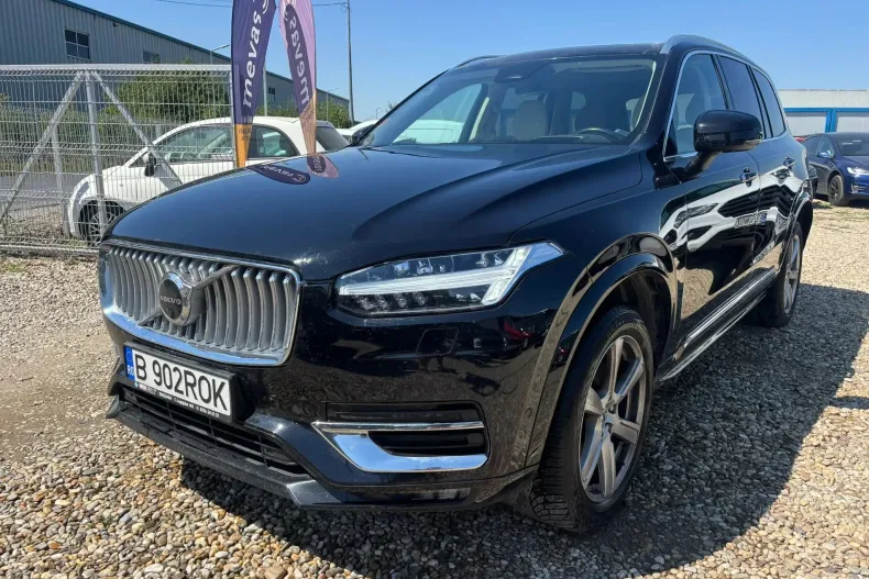 Volvo XC90 din 2022 cu 111.596 km - oferta VOL251138 - foto 1
