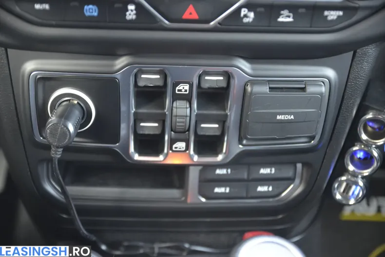 Jeep Wrangler din 2021 cu 129.777 km - oferta JEE251139 - foto 28