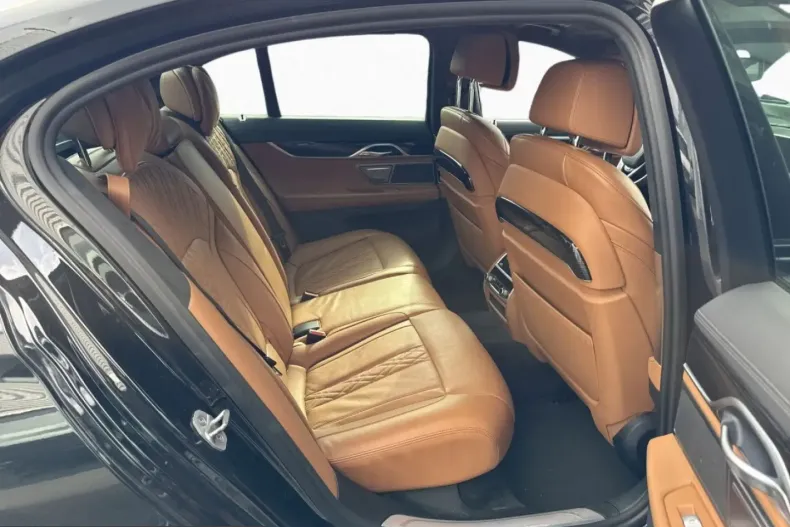 BMW 730 (Seria 7) din 2022 cu 84.960 km - oferta BMW251144 - foto 8