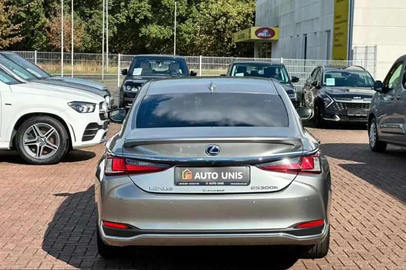 Lexus ES 300 din 2021 cu 84.315 km - oferta LEX251145 - foto 5