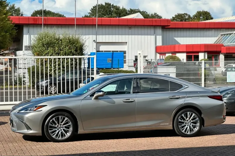 Lexus ES 300 din 2021 cu 84.315 km - oferta LEX251145 - foto 7