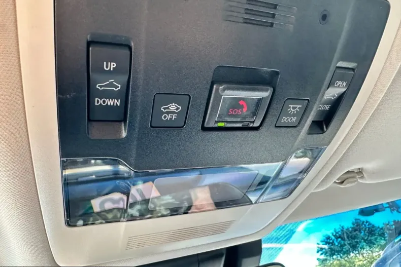 Lexus ES 300 din 2021 cu 84.315 km - oferta LEX251145 - foto 25