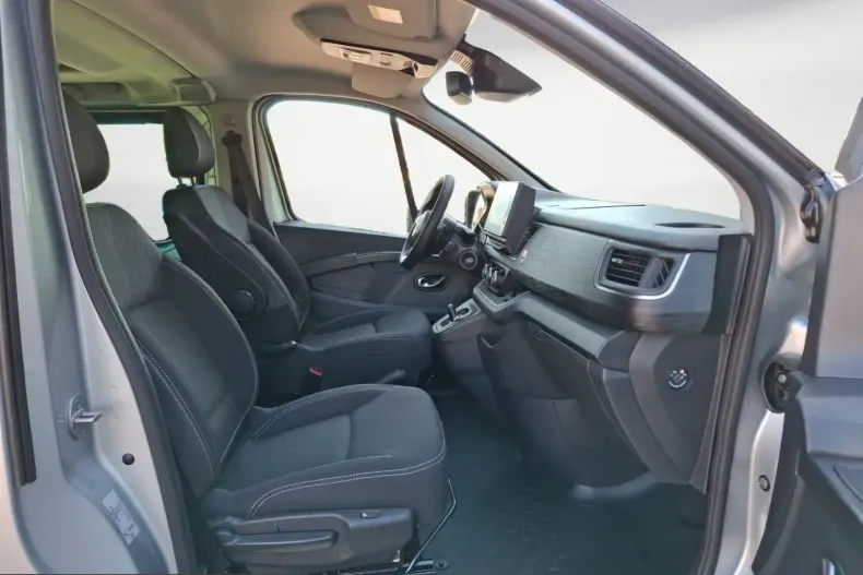 Nissan Primastar din 2025 cu 20.800 km - oferta NIS251160 - foto 8