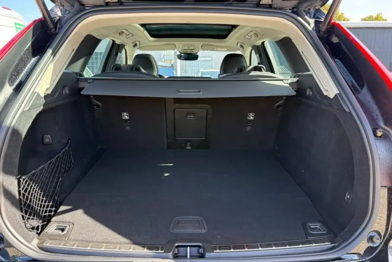 Volvo XC60 din 2022 cu 61.000 km - oferta VOL251161 - foto 20