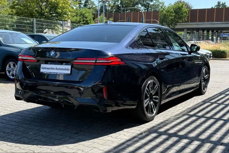 BMW 520 (Seria 5) din 2024 cu 36.576 km - oferta BMW251162 - foto 3
