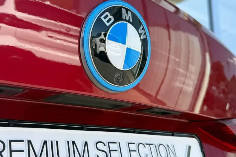 BMW i4 (Seria 4) din 2025 cu 26.527 km - oferta BMW251166 - foto 17