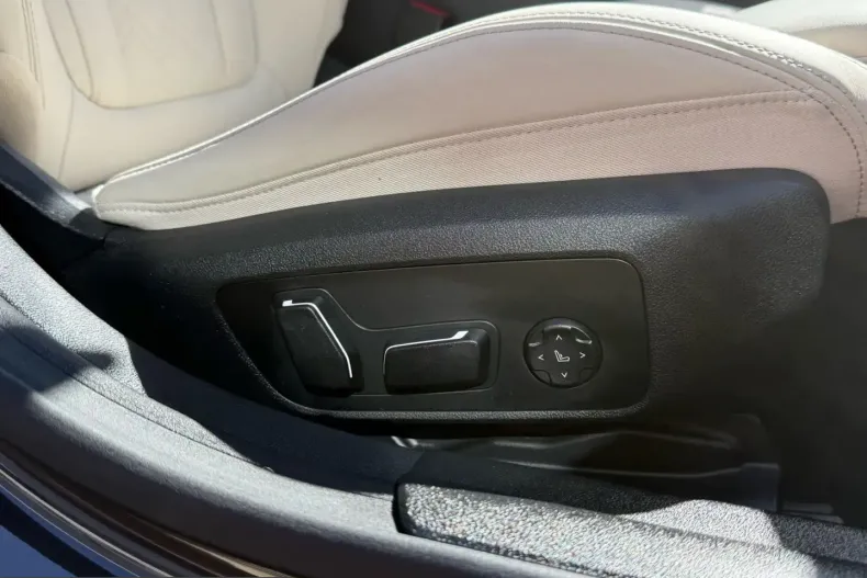 BMW i4 (Seria 4) din 2025 cu 24.836 km - oferta BMW251169 - foto 23