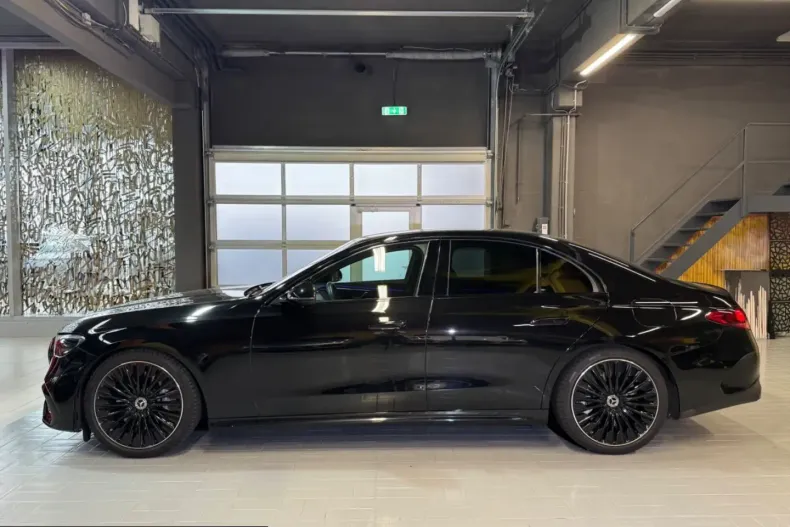 Mercedes-Benz E 300 (Clasa E) din 2024 cu 33.000 km - oferta MER251171 - foto 6