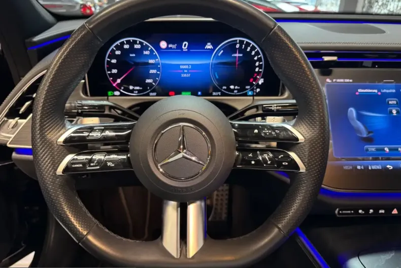 Mercedes-Benz E 300 (Clasa E) din 2024 cu 33.000 km - oferta MER251171 - foto 17