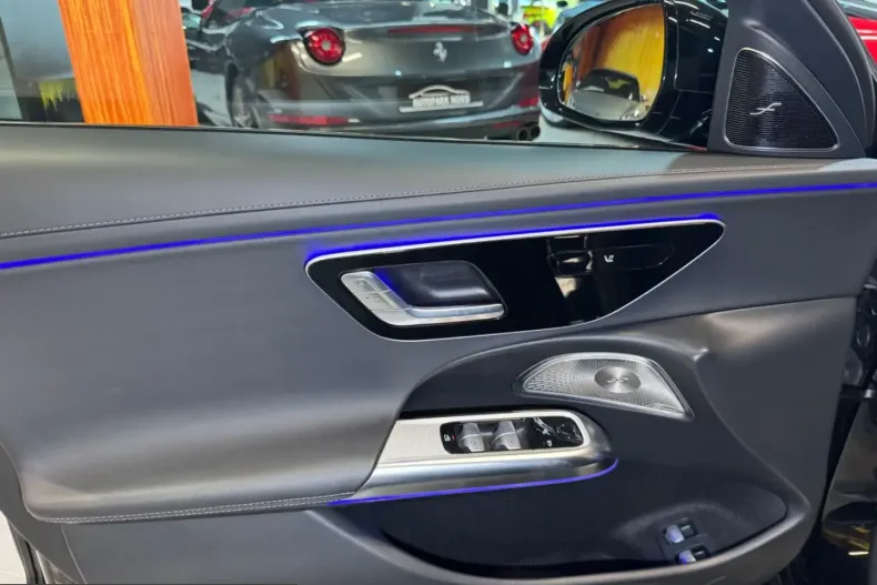 Mercedes-Benz E 300 (Clasa E) din 2024 cu 33.000 km - oferta MER251171 - foto 23