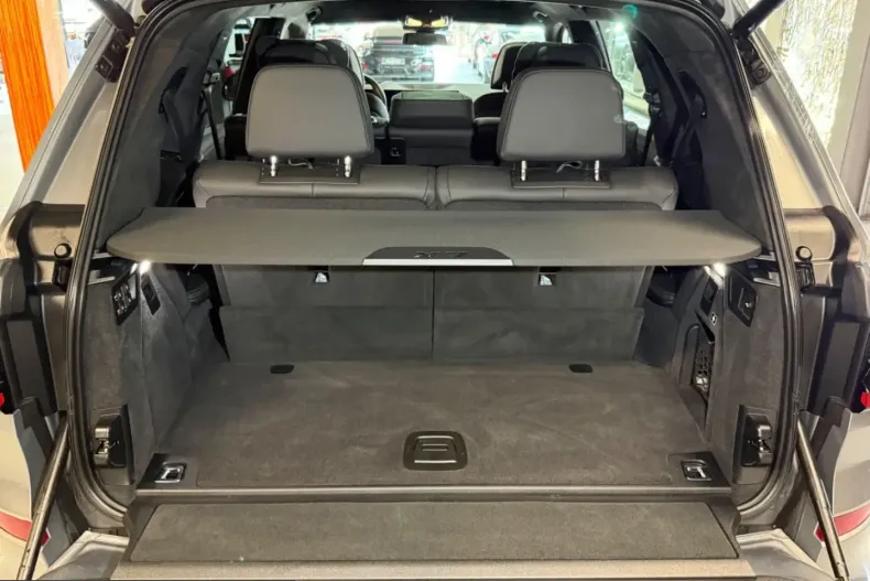 BMW X7 (Seria X) din 2024 cu 43.878 km - oferta BMW251172 - foto 31