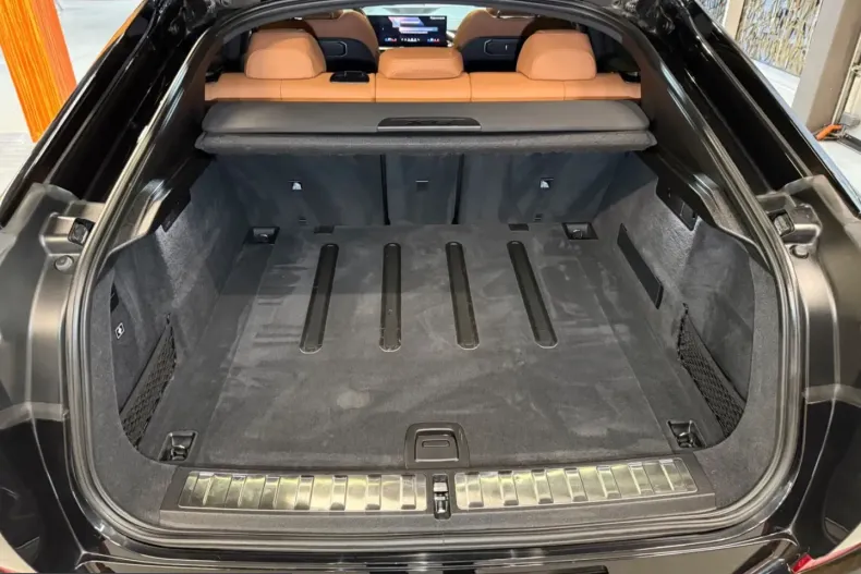 BMW X6 (Seria X) din 2024 cu 42.187 km - oferta BMW251173 - foto 30