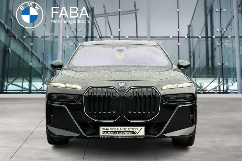 BMW 740 (Seria 7) din 2025 cu 12.250 km - oferta BMW251176 - foto 4