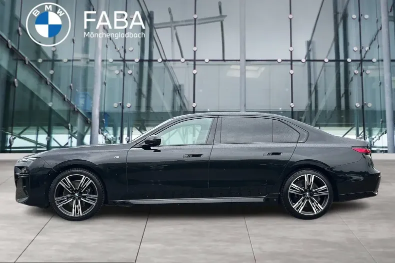 BMW 740 (Seria 7) din 2025 cu 12.250 km - oferta BMW251176 - foto 5