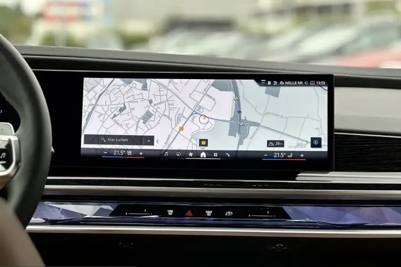 BMW 740 (Seria 7) din 2025 cu 12.250 km - oferta BMW251176 - foto 16