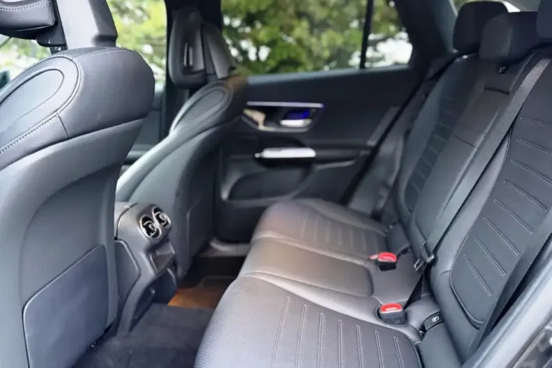 Mercedes-Benz GLC 220 (Clasa GLC) din 2024 cu 57.940 km - oferta MER251186 - foto 6