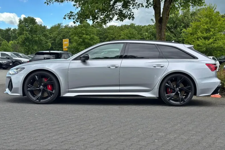 Audi RS6 din 2025 cu 14.390 km - oferta AUD251188 - foto 2