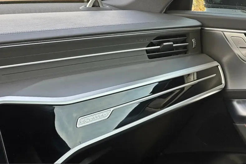 Audi RS6 din 2025 cu 14.390 km - oferta AUD251188 - foto 25