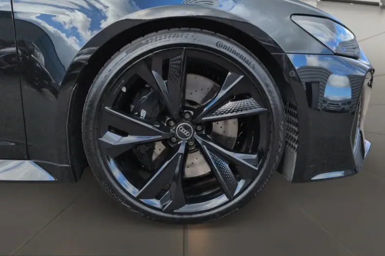 Audi RS6 din 2025 cu 24.335 km - oferta AUD251189 - foto 6