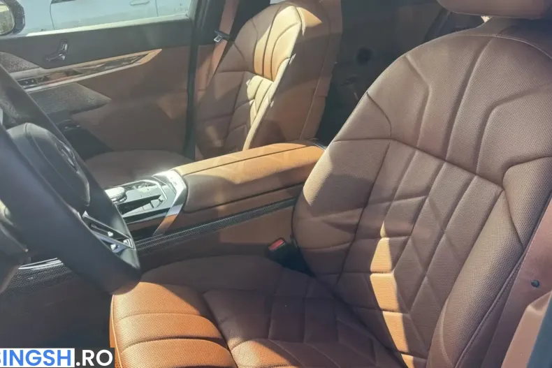 BMW 740 (Seria 7) din 2025 cu 19.875 km - oferta BMW251194 - foto 8