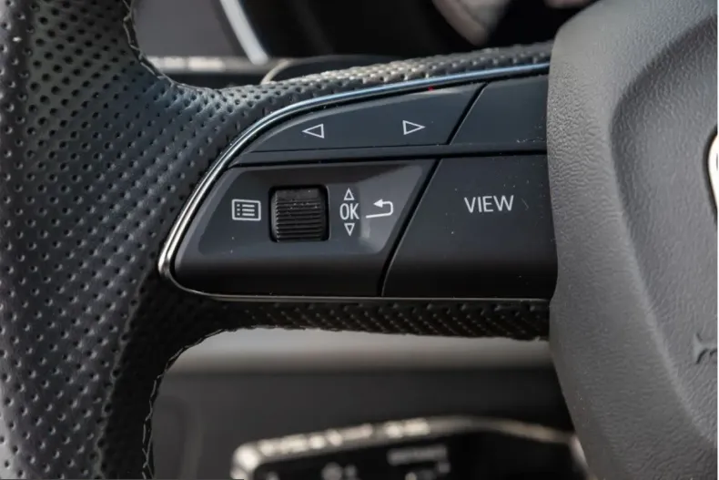 Audi Q5 din 2023 cu 44.227 km - oferta AUD251201 - foto 19