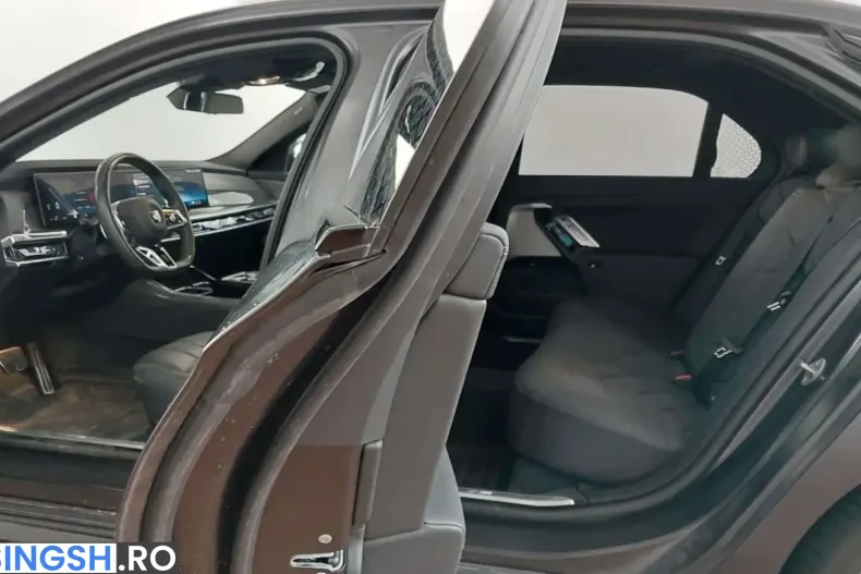 BMW 740 (Seria 7) din 2023 cu 24.500 km - oferta BMW251206 - foto 6