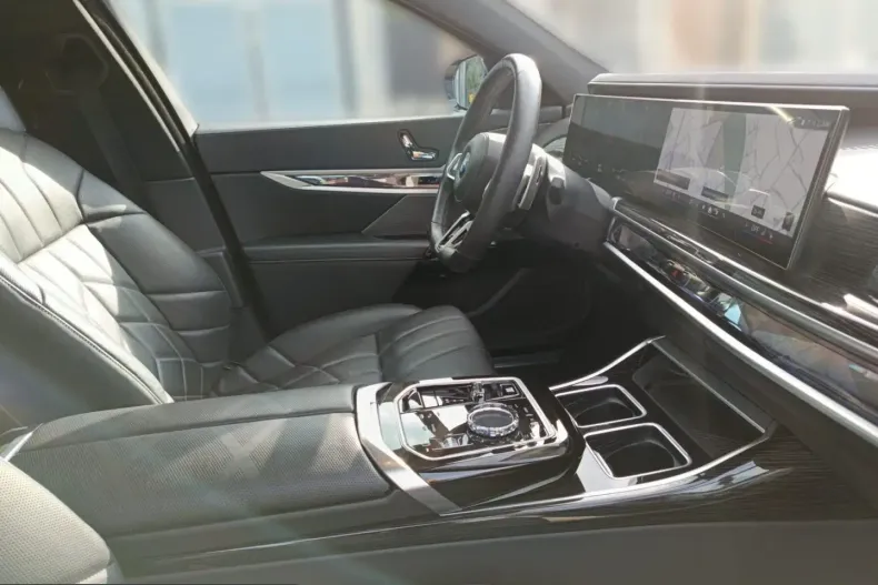 BMW 740 (Seria 7) din 2024 cu 58.673 km - oferta BMW251208 - foto 20