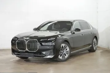 BMW 750 din 2025 - oferta BMW251209