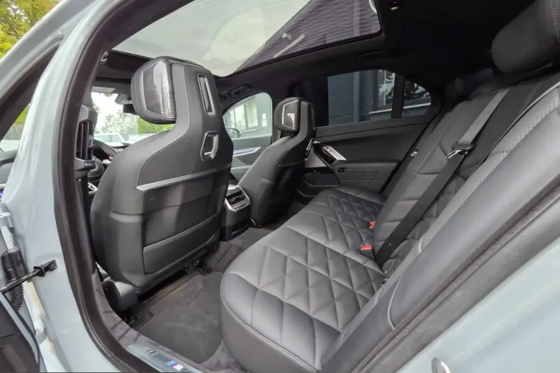 BMW 740 (Seria 7) din 2023 cu 46.179 km - oferta BMW251210 - foto 15