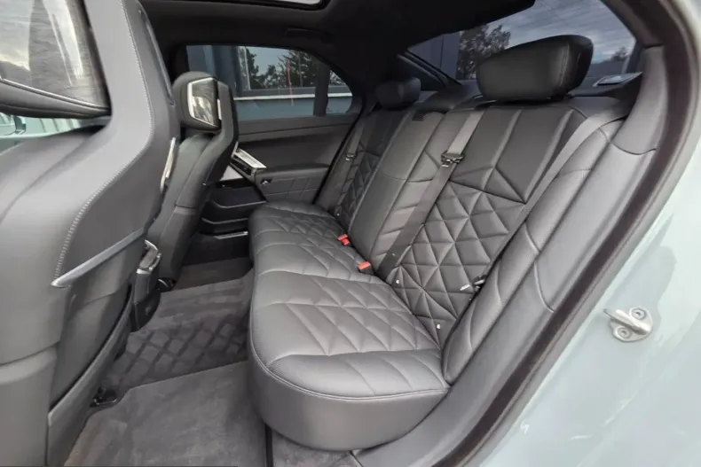 BMW 740 (Seria 7) din 2023 cu 46.179 km - oferta BMW251210 - foto 16