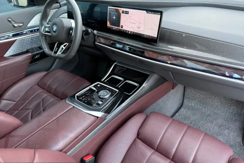 BMW 740 (Seria 7) din 2024 cu 63.280 km - oferta BMW251212 - foto 12