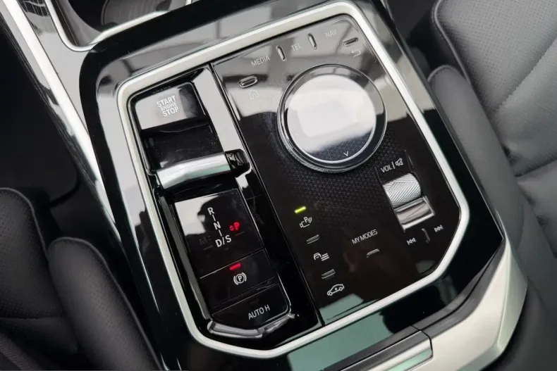 BMW 740 (Seria 7) din 2025 cu 22.110 km - oferta BMW251213 - foto 11