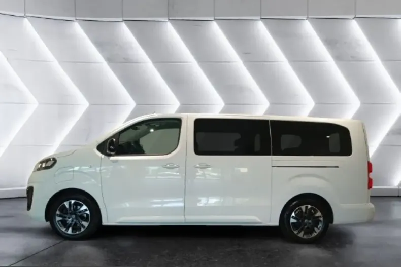 Opel Zafira Life din 2022 cu 39.800 km - oferta OPE251214 - foto 3