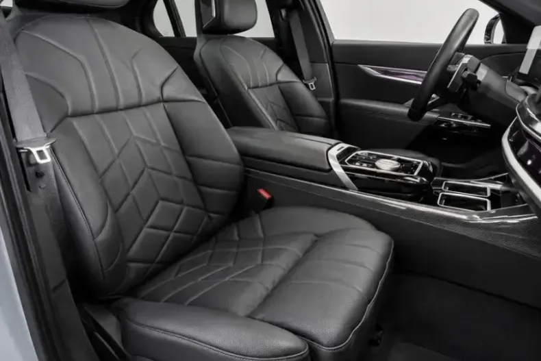 BMW 740 (Seria 7) din 2024 cu 43.433 km - oferta BMW251216 - foto 24