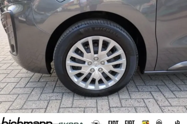 Opel Vivaro din 2022 cu 32.352 km - oferta OPE251217 - foto 19