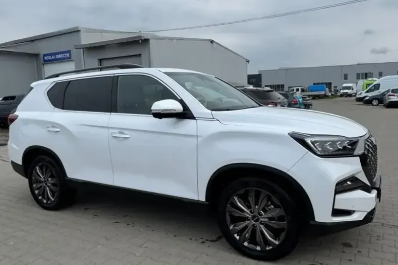 Ssangyong REXTON din 2025 cu 9.189 km - oferta SSA251219 - foto 5