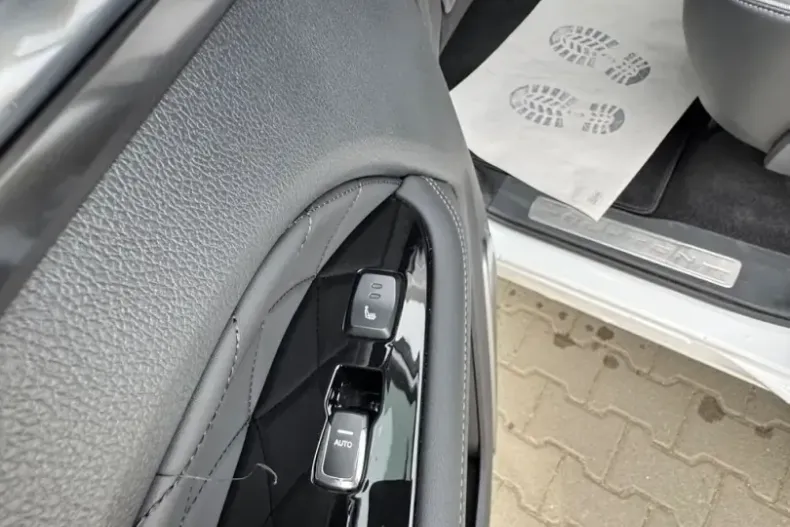 Ssangyong REXTON din 2025 cu 9.189 km - oferta SSA251219 - foto 19