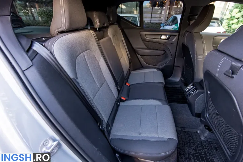 Volvo XC40 din 2023 cu 56.000 km - oferta VOL251227 - foto 15