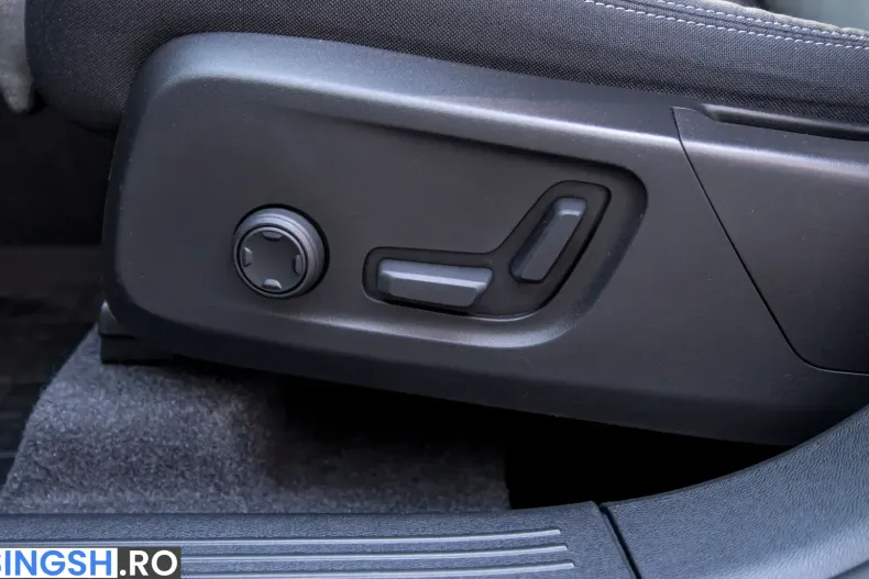 Volvo XC40 din 2023 cu 56.000 km - oferta VOL251227 - foto 18