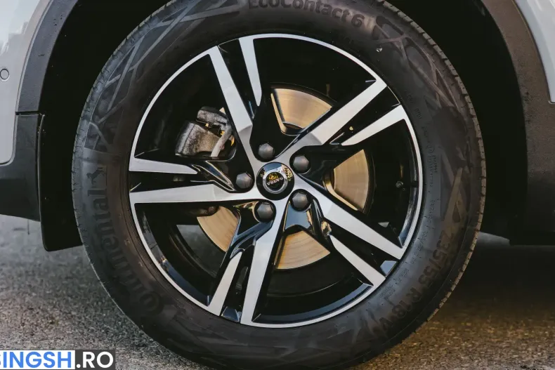 Volvo XC40 din 2023 cu 56.000 km - oferta VOL251227 - foto 30