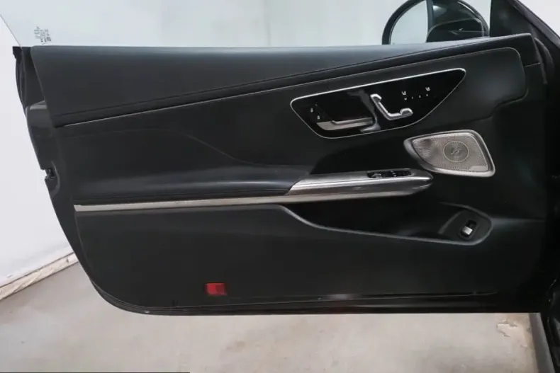Mercedes-Benz CLE 220 (Clasa CLE) din 2025 cu 24.693 km - oferta MER251231 - foto 8