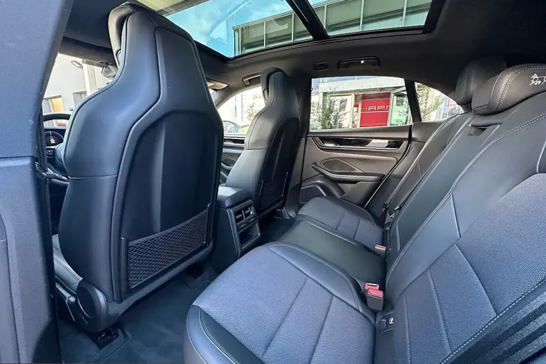 Porsche Macan din 2025 cu 18.606 km - oferta POR251242 - foto 4