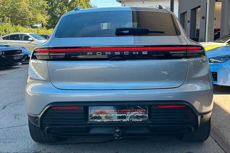 Porsche Macan din 2025 cu 18.606 km - oferta POR251242 - foto 9