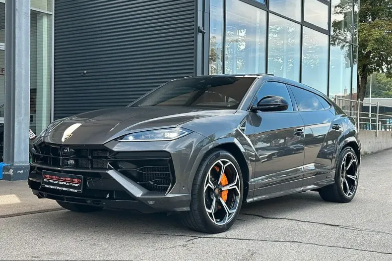 Lamborghini Urus din 2025 cu 8.990 km - oferta LAM251243 - foto 1