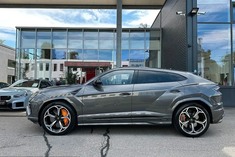 Lamborghini Urus din 2025 cu 8.990 km - oferta LAM251243 - foto 3