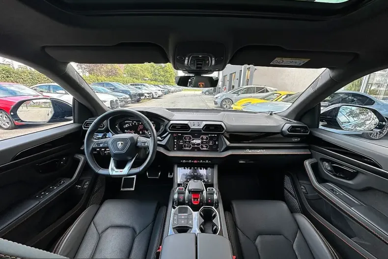 Lamborghini Urus din 2025 cu 8.990 km - oferta LAM251243 - foto 4